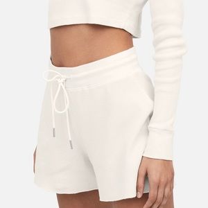 Mate the label organic thermal shorts